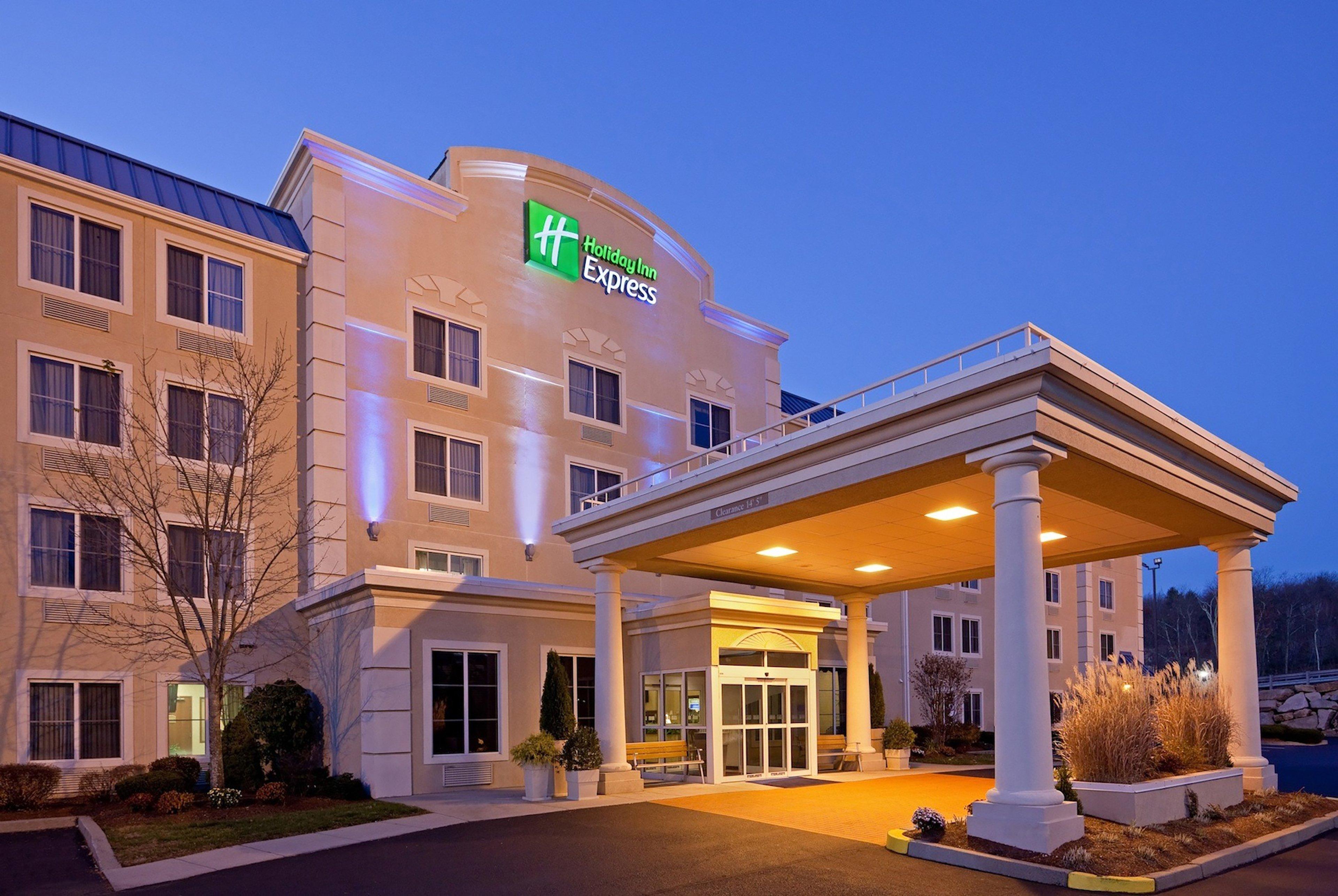 Holiday Inn Express Boston-Milford, An Ihg Hotel Exterior photo